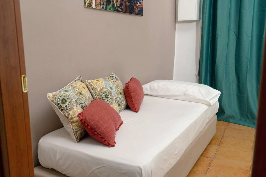 Home Nonna Sabina - Centro Storico Napoli Exterior foto